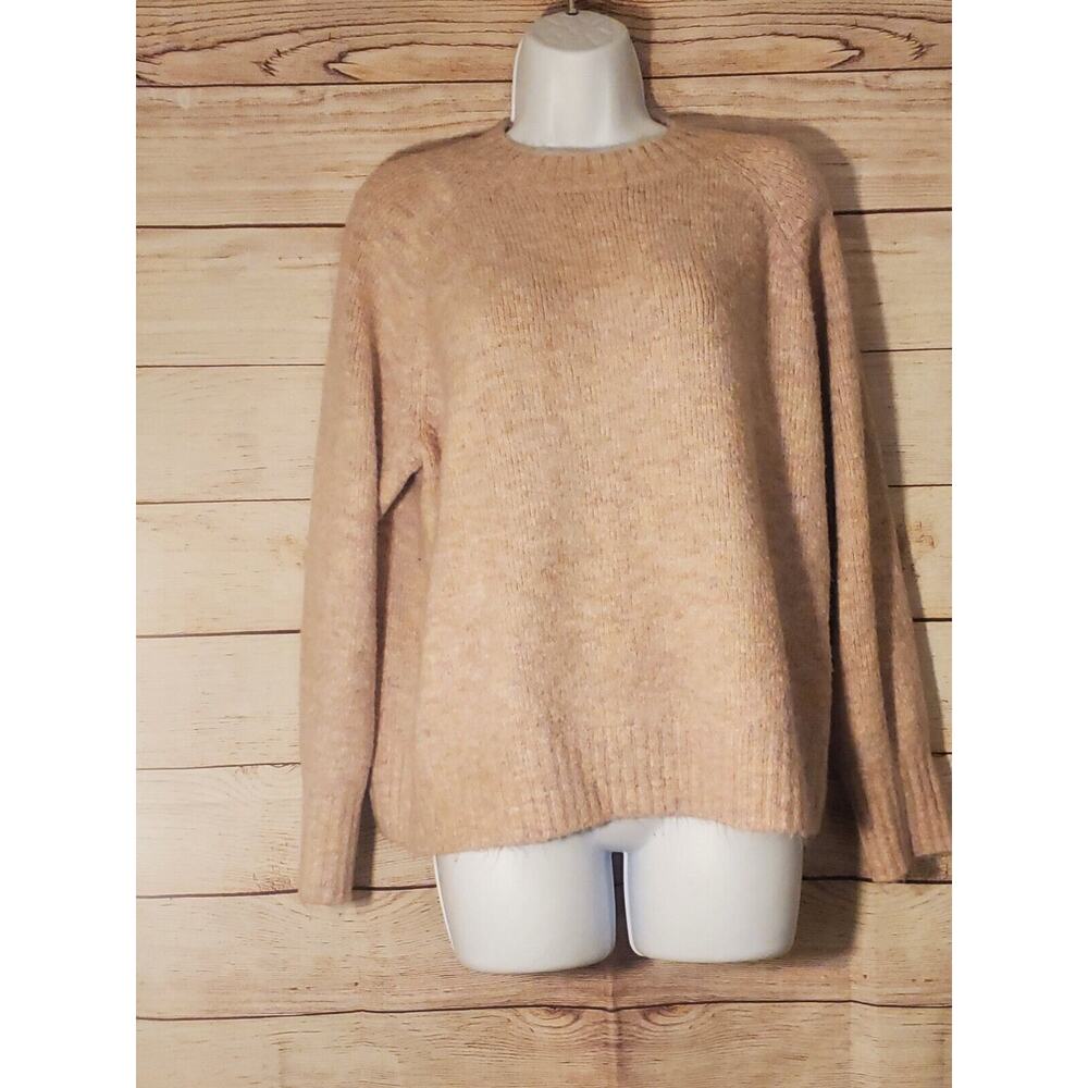 Old Navy Women’s Sweater Size Medium Pink hue Crewneck Pullover EUC